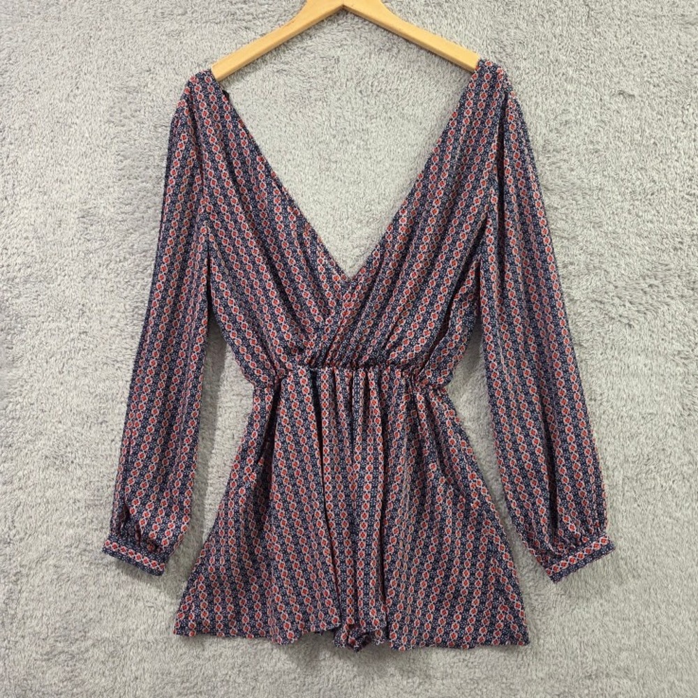 Gianni Bini GB Romper Small Geometric Medallion Surplice Deep V Long Sleeve Mini